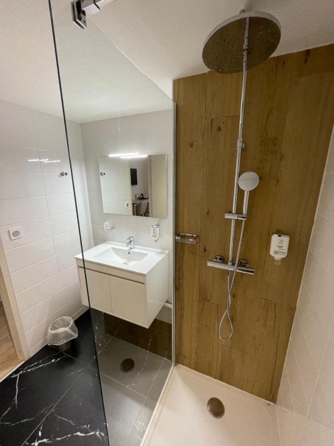 Western Des Barolles - Lyon Sud Hotel Brignais