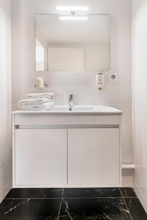 Western Des Barolles - Lyon Sud Hotel 3*