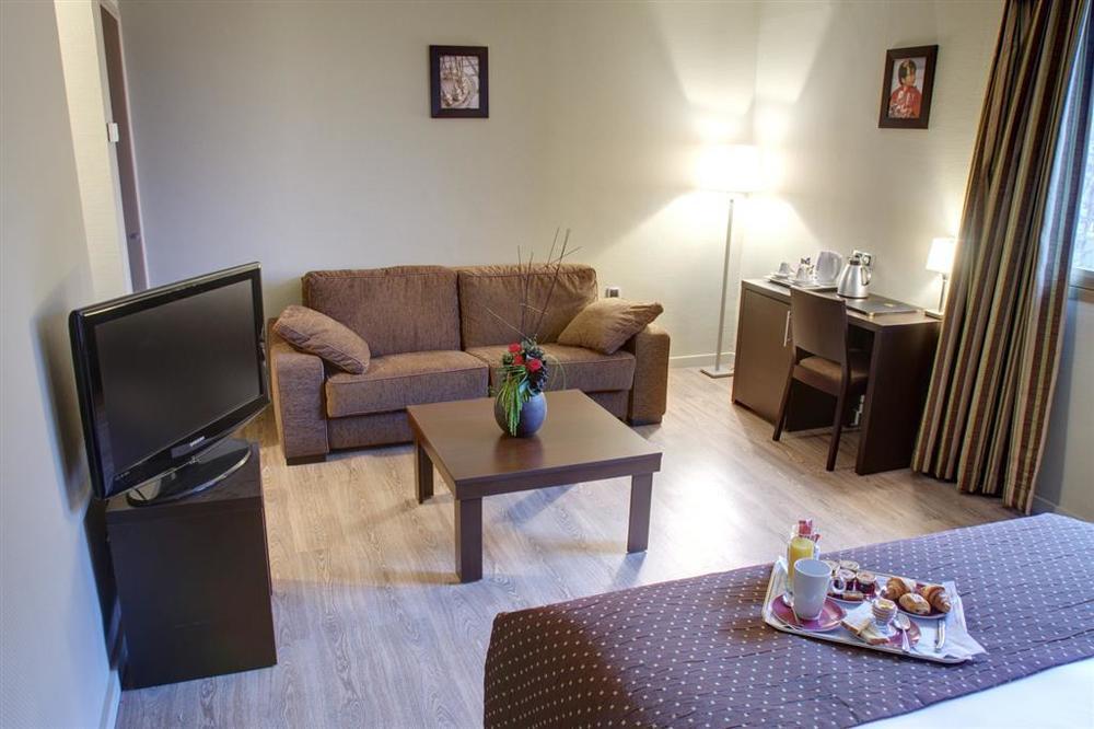 Western Des Barolles - Lyon Sud Hotel Brignais