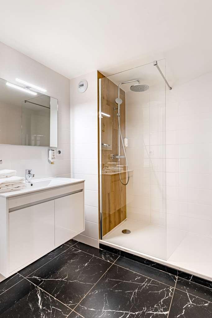 Western Des Barolles - Lyon Sud Hotel