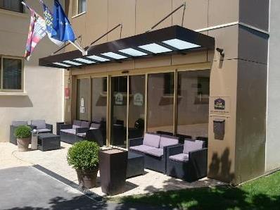 Hotel Western Des Barolles - Lyon Sud 3*